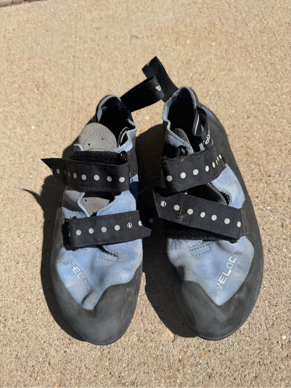 Blue Veloc-style Climbing Shoes